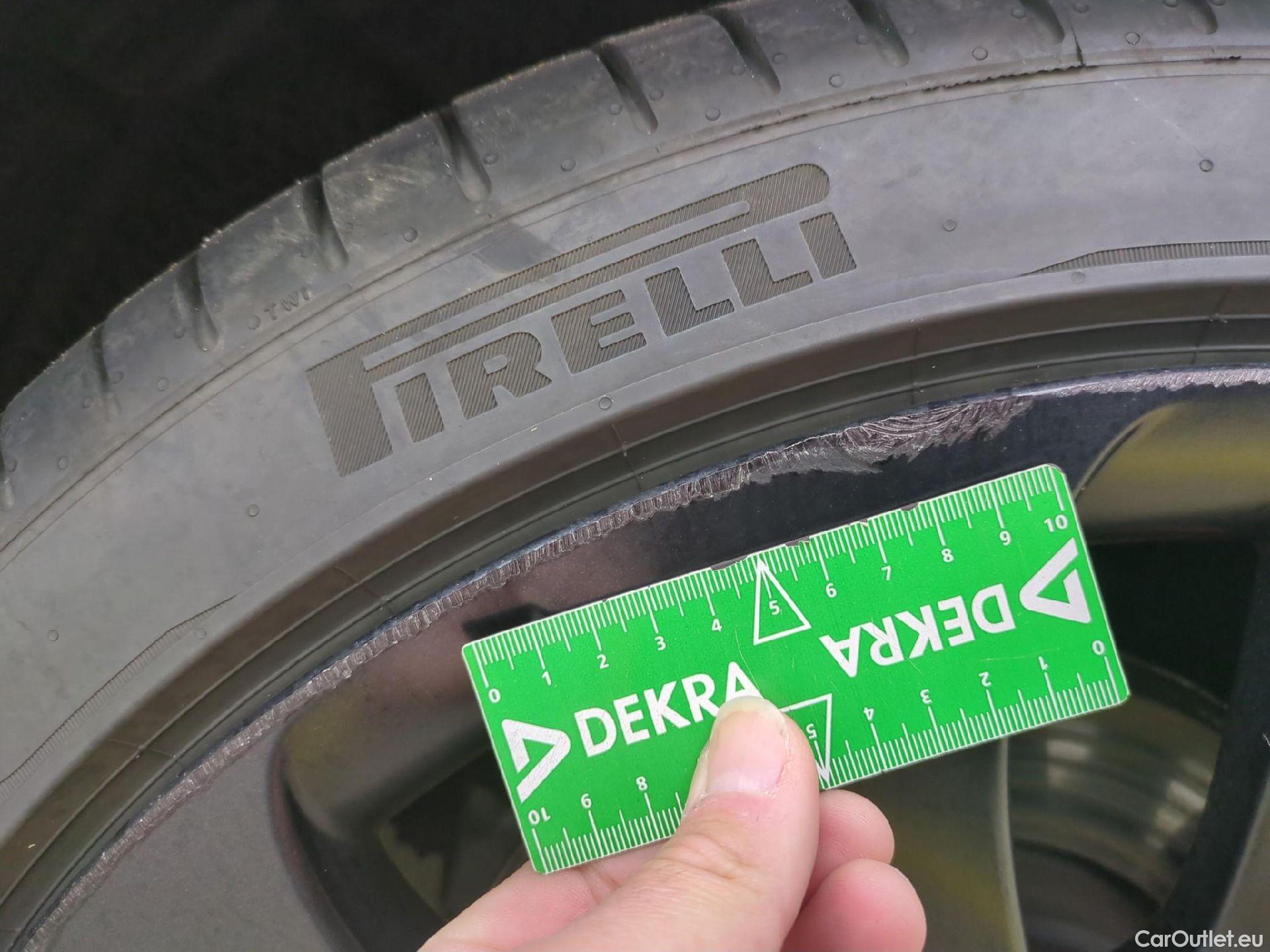  Tesla  Model Y TESLA  / 2020 / 5P / SUV Performance Dual Motor AWD #2