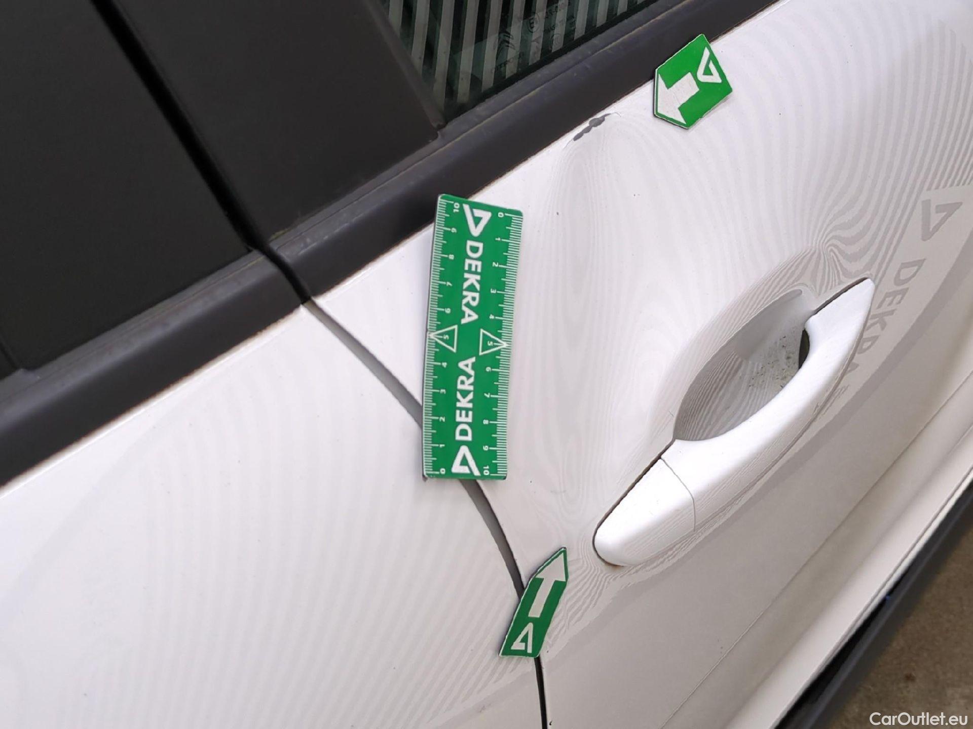  Citroen  C3  Société Feel Nav 1.5 BlueHDI 100CV BVM5 E6dT #22