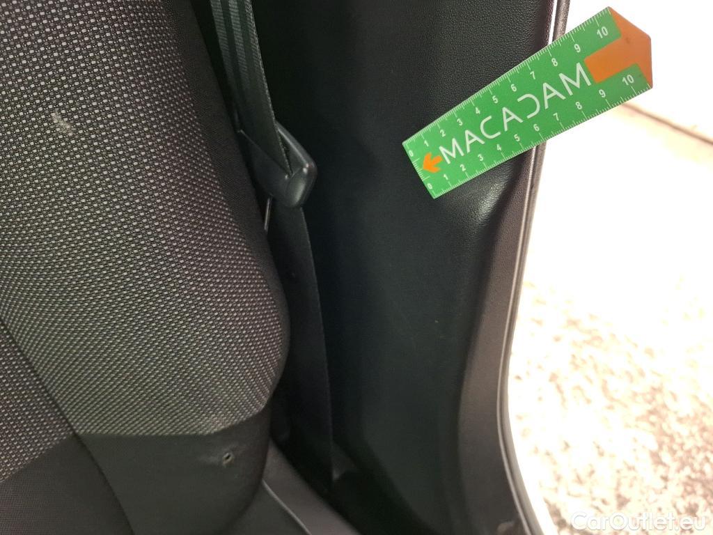  Citroen  C3  Société Feel Nav 1.5 BlueHDI 100CV BVM5 E6dT #24