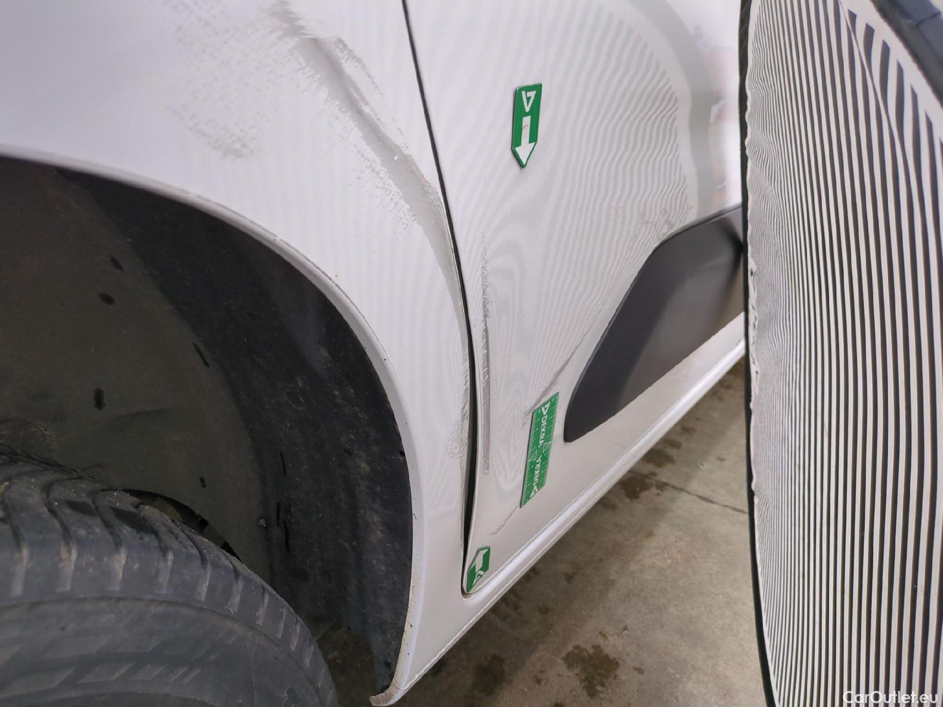  Citroen  Berlingo  Fourgon Driver M 650 1.5 BlueHDi 130CV BVA8 E6dT #5