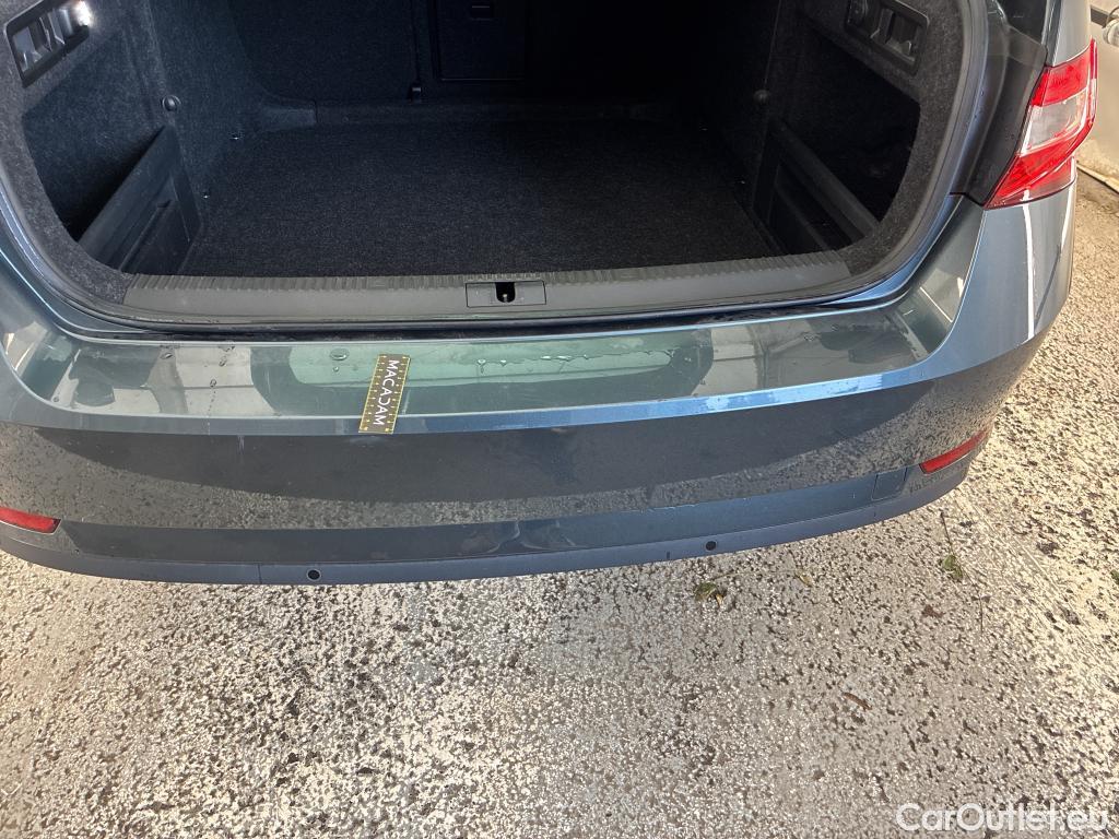  Skoda  Superb SKODA  / 2019 / 5P / Berline 2.0 TDI SCR 150 DSG7 Business #1