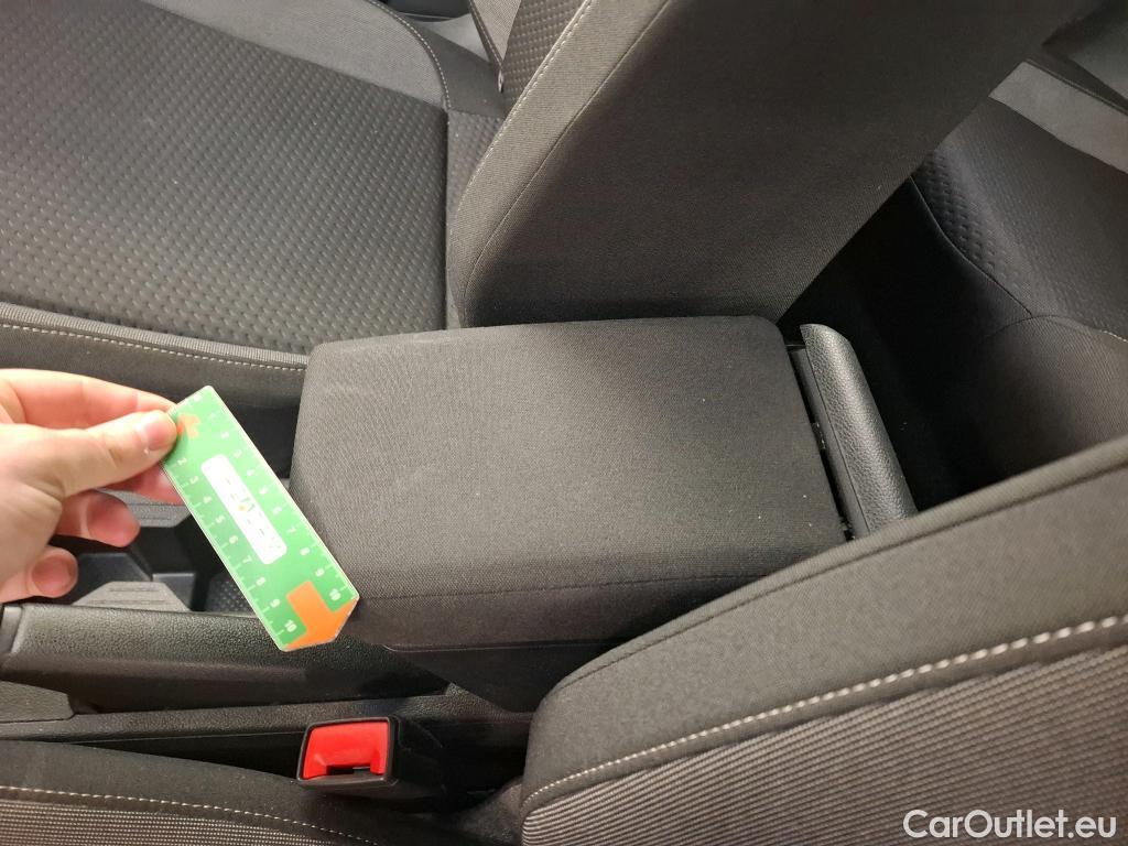  Volkswagen  Taigo  Life Plus 1.0 TSI 110CV BVA7 E6d #8