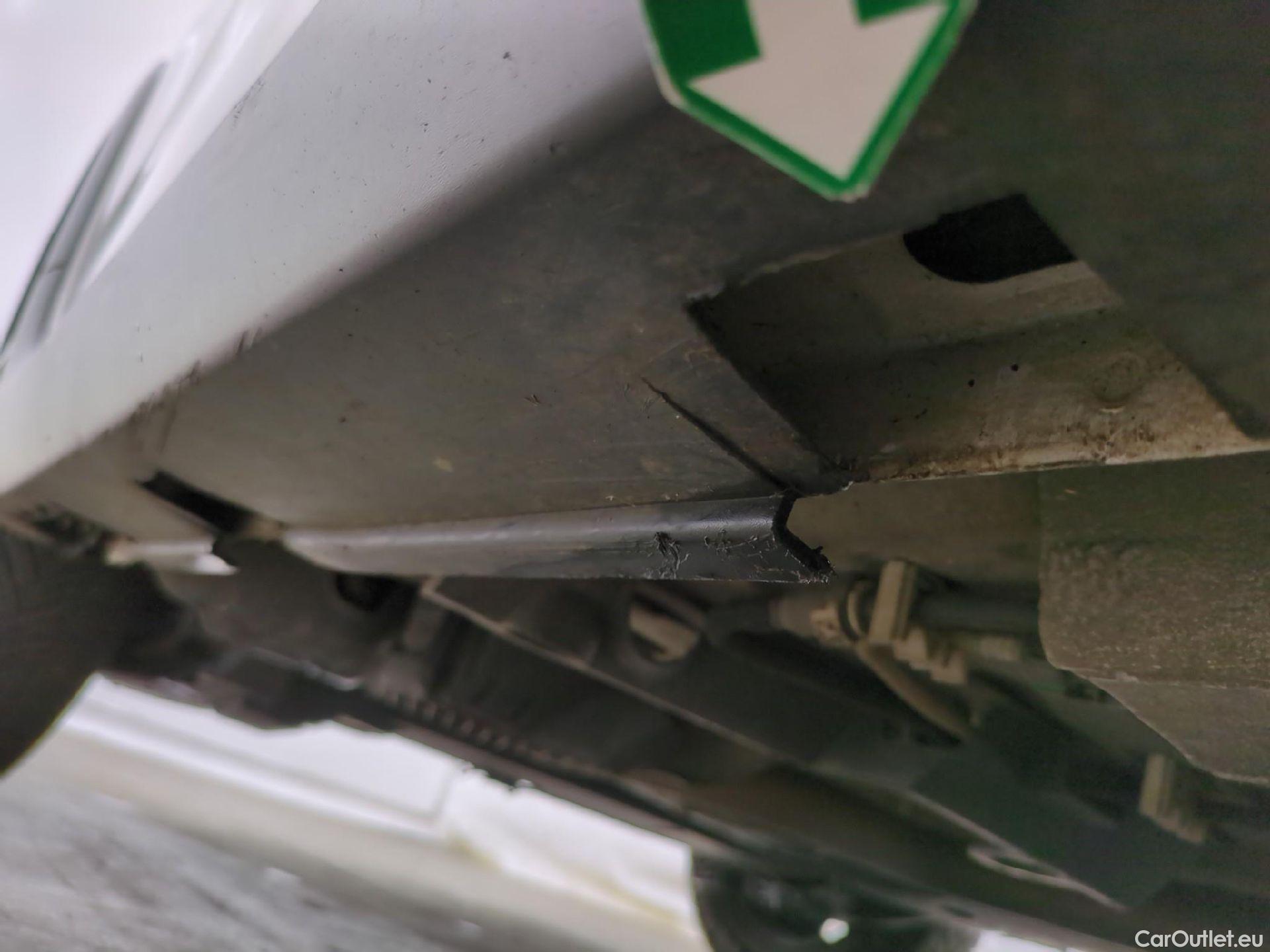  Citroen  C3  Société Feel Nav 1.5 BlueHDI 100CV BVM5 E6dT #45