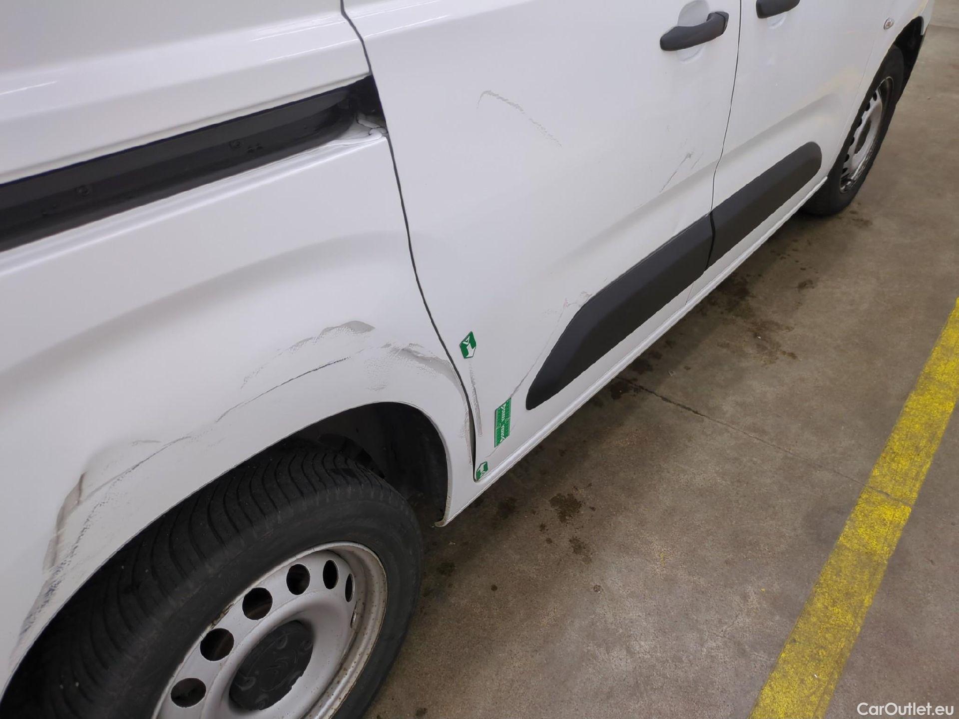  Citroen  Berlingo  Fourgon Driver M 650 1.5 BlueHDi 130CV BVA8 E6dT #4