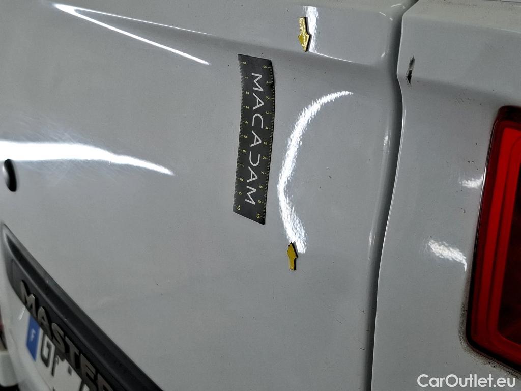  Renault  Master RENAULT  / 2019 / 4P / Fourgon tôlé FG Tr GCF F3500 L2H2 Blue dCi 145 EVIE #25