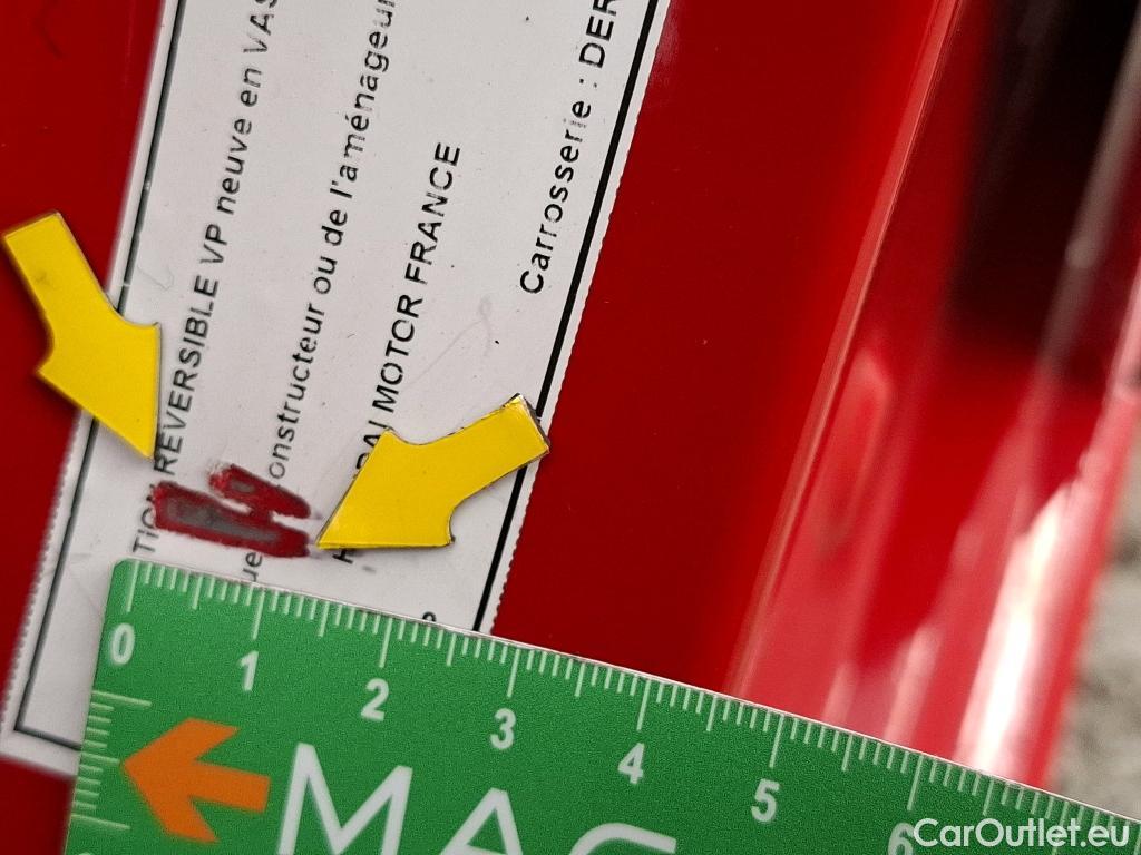  Hyundai  i30  cw Business 1.6 CRDi 115CV BVM6 E6d / TRANSFO VP/VF #15