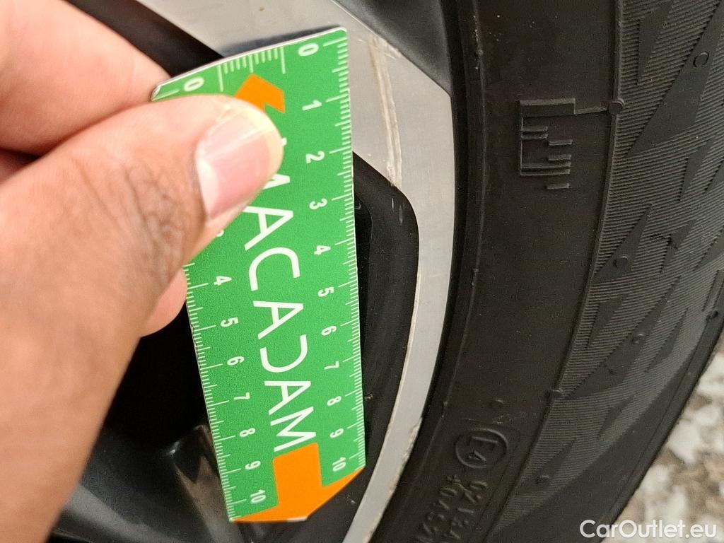  Hyundai  i30  cw Business 1.6 CRDi 115CV BVM6 E6d / TRANSFO VP/VF #31