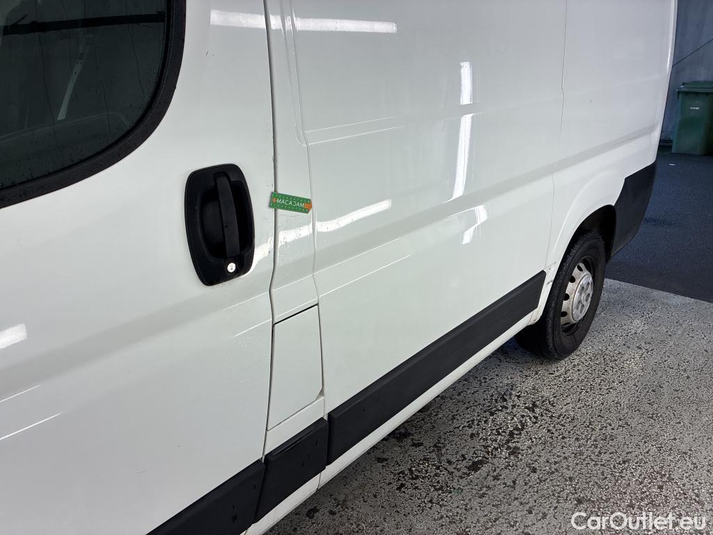  Peugeot  Boxer PEUGEOT  / 2014 / 4P / Fourgon tôlé BlueHDi 120 S&S ASPHALT 330 L1H1 #34