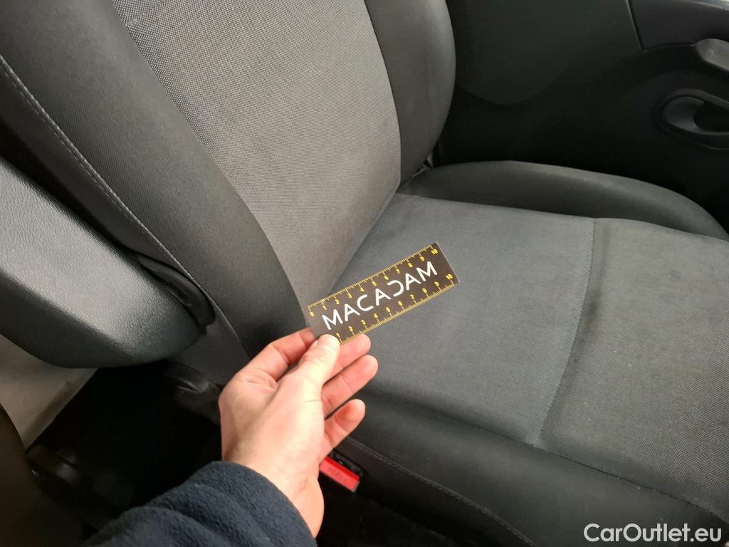  Renault  Master RENAULT  / 2019 / 4P / Fourgon tôlé FG Tr GCF F3500 L2H2 Blue dCi 145 EVIE #68