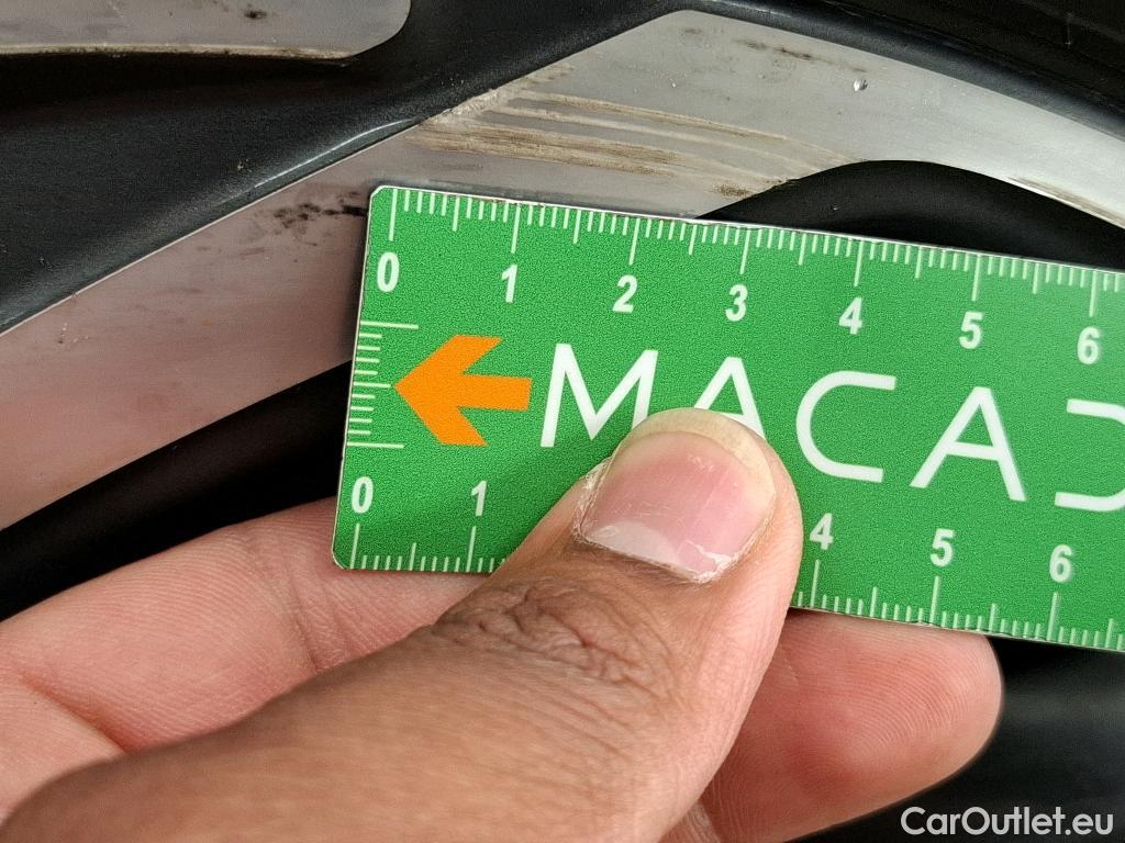  Hyundai  i30  cw Business 1.6 CRDi 115CV BVM6 E6d / TRANSFO VP/VF #27