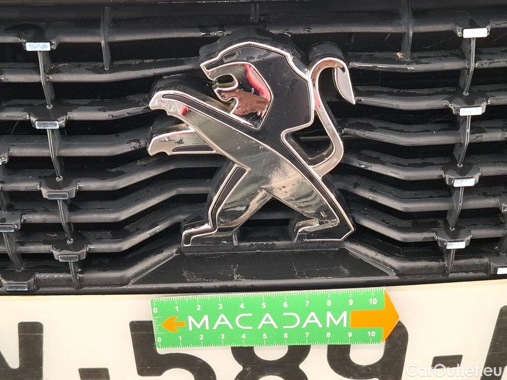  Peugeot  208  (e-) Active Business R 50kWh BVA / TRANSFO VP VF #8