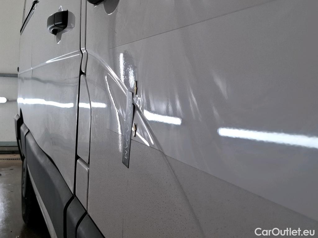  Renault  Master RENAULT  / 2019 / 4P / Fourgon tôlé FG Tr GCF F3500 L2H2 Blue dCi 145 EVIE #89