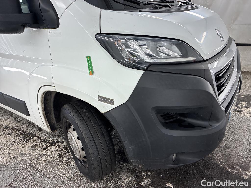  Peugeot  Boxer PEUGEOT  / 2014 / 4P / Fourgon tôlé BlueHDi 120 S&S ASPHALT 330 L1H1 #43