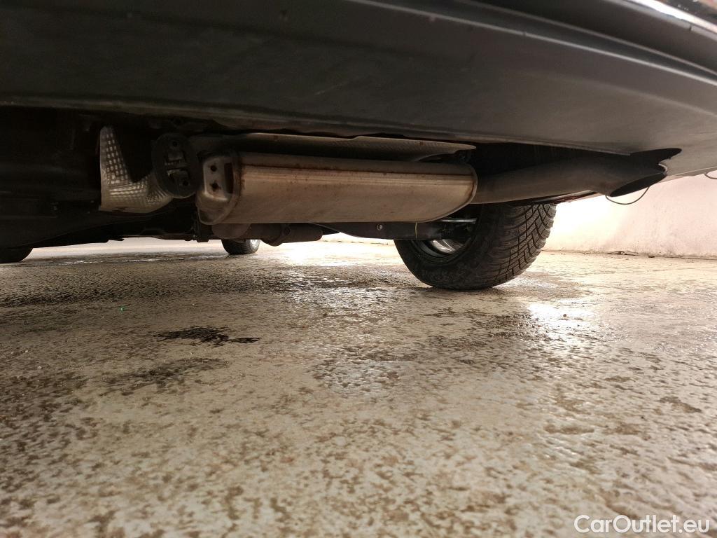  Hyundai  i30  cw Business 1.6 CRDi 115CV BVM6 E6d / TRANSFO VP/VF #40