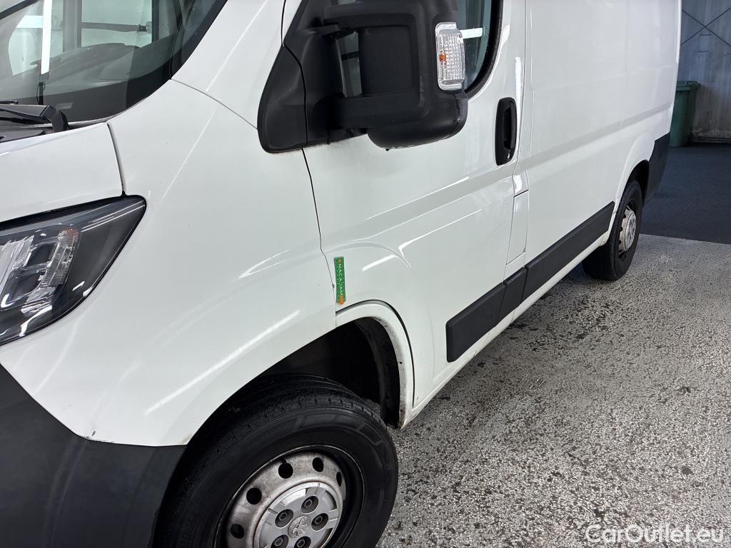  Peugeot  Boxer PEUGEOT  / 2014 / 4P / Fourgon tôlé BlueHDi 120 S&S ASPHALT 330 L1H1 #31