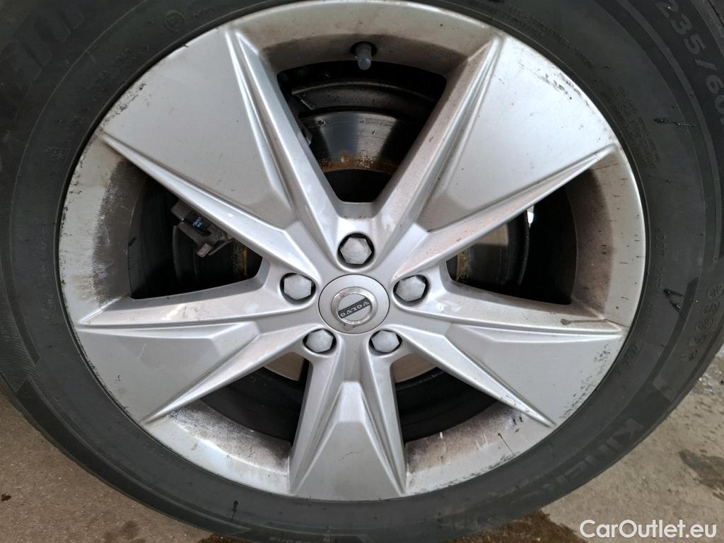  Volvo  XC60  Momentum Business 2WD 2.0 B4 195CV BVA8 E6d #13