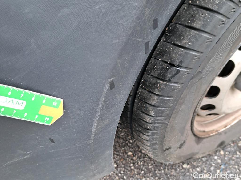  Volkswagen  Caddy VOLKSWAGEN  VU 4p 3G furgón derivado de t Furgón 2.0 TDI 110cv 4motion 4p #26