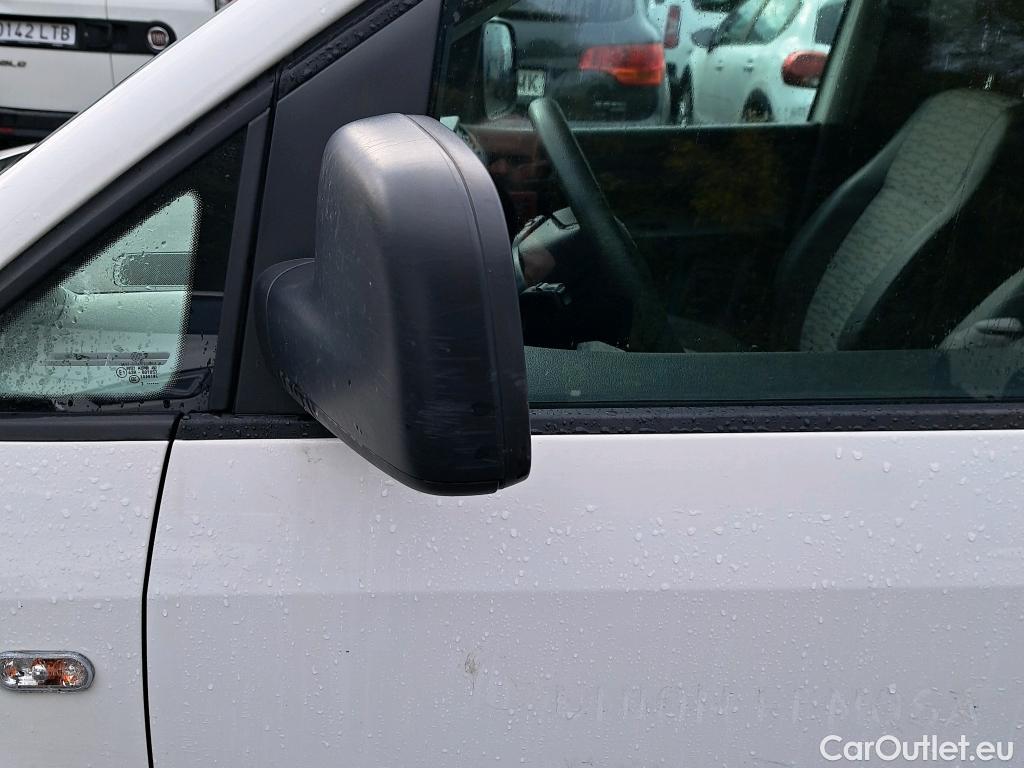  Volkswagen  Caddy VOLKSWAGEN  VU 4p 3G furgón derivado de t Furgón 2.0 TDI 110cv 4motion 4p #41