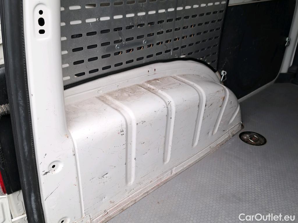  Volkswagen  Caddy VOLKSWAGEN  VU 4p 3G furgón derivado de t Furgón 2.0 TDI 110cv 4motion 4p #4