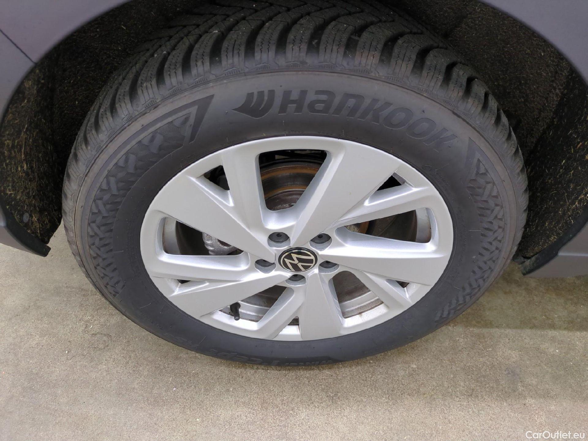  Volkswagen  Taigo  Life Business 1.0 TSI 110CV BVM6 E6d #4