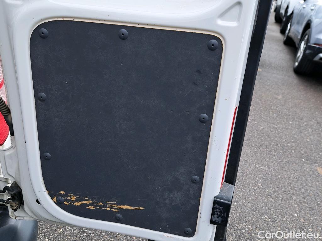  Volkswagen  Caddy VOLKSWAGEN  VU 4p 3G furgón derivado de t Furgón 2.0 TDI 110cv 4motion 4p #33