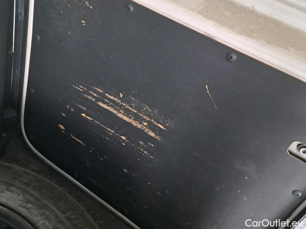  Volkswagen  Caddy VOLKSWAGEN  VU 4p 3G furgón derivado de t Furgón 2.0 TDI 110cv 4motion 4p #36