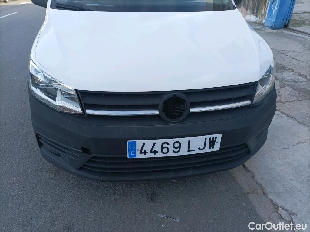  Volkswagen  Caddy VOLKSWAGEN  / 2015 / 4P / furgón derivado de turismo Profesional Furgón 2.0 TDI 75kW BMT (CX) #32