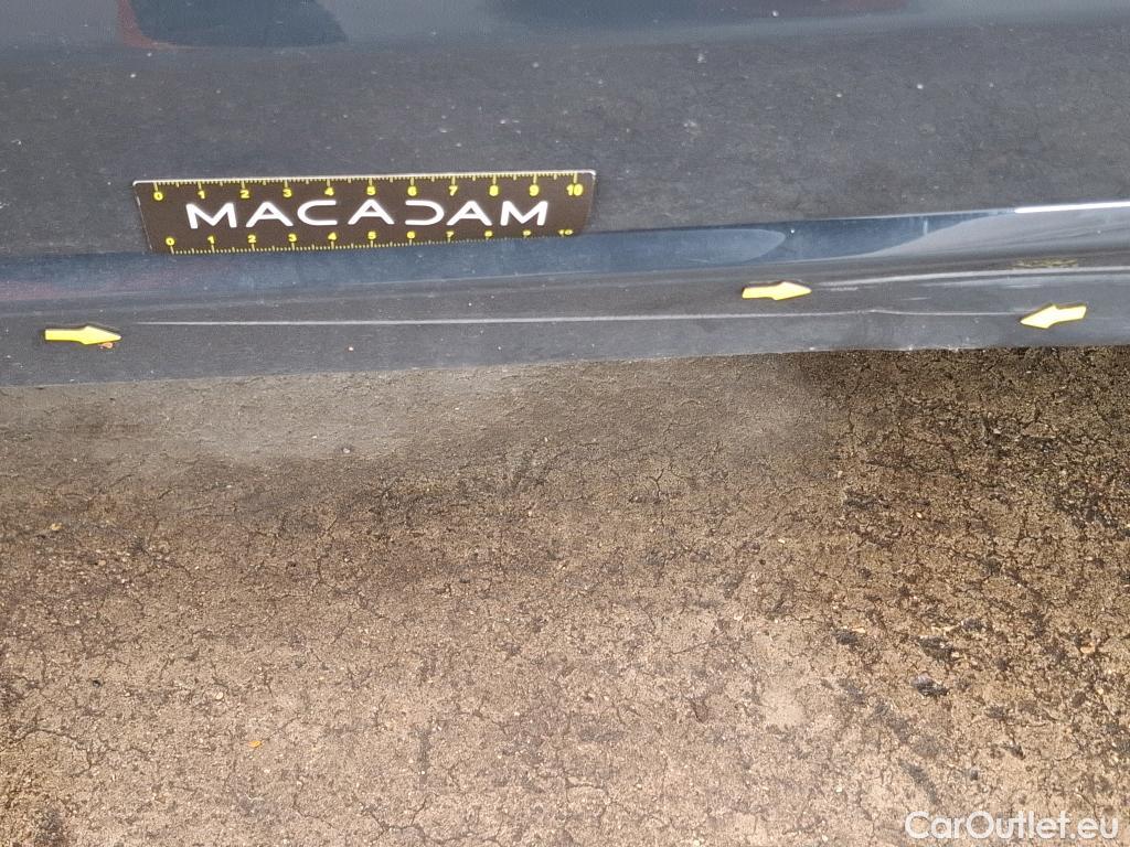  Volkswagen  Golf  VOLKSWAGEN / 2020 / 5P / Berline 1.0 eTSI OPF 110 DSG7 Life Business #4