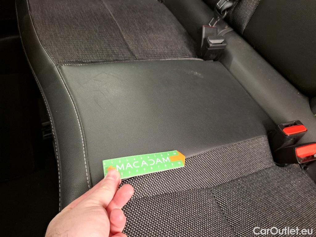  Renault  Captur  II Techno 1.6 E-TECH Hybrid 145CV BVA6 E6d #17