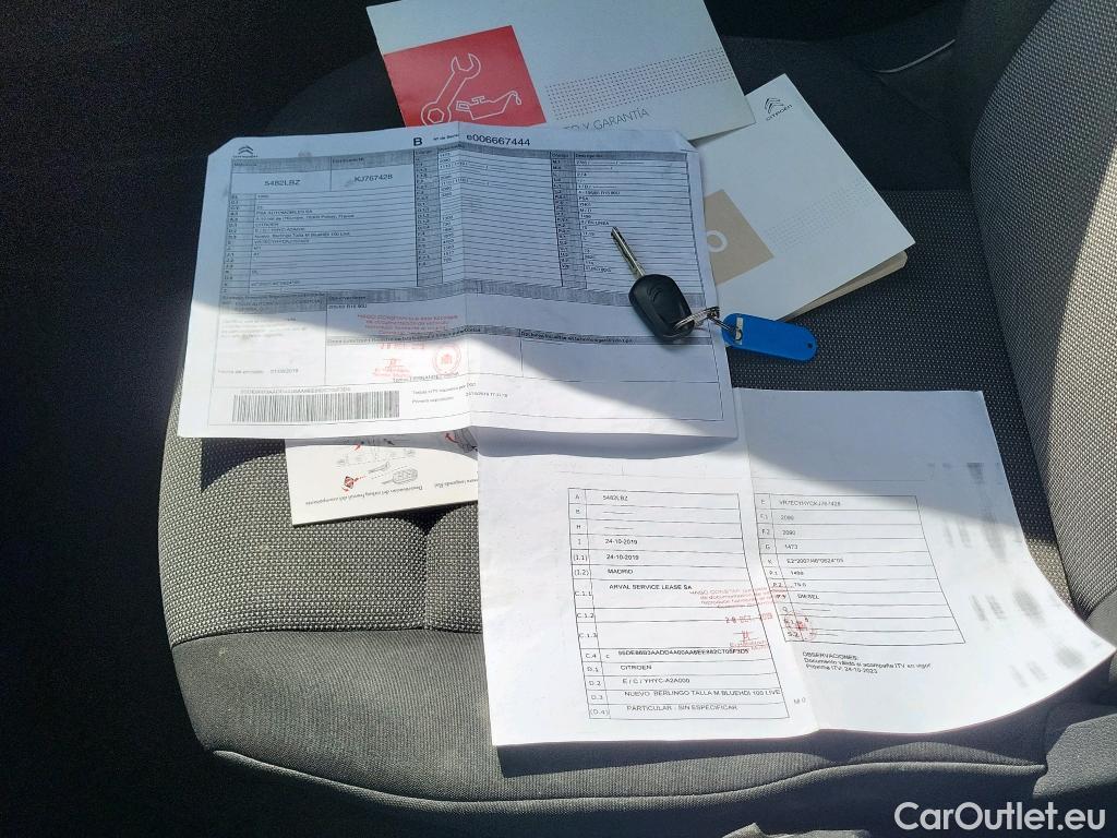  Citroen  Berlingo CITROEN  / 2018 / 4P / monovolumen compacto Talla M BlueHDi 100 LIVE #21