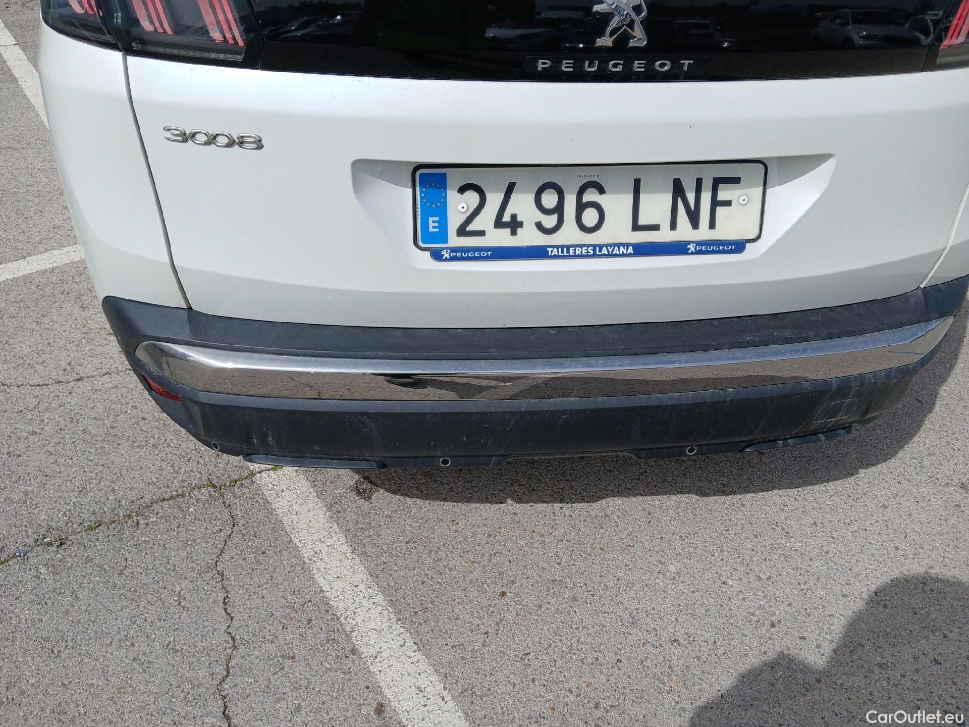  Peugeot  3008 PEUGEOT  / 2020 / 5P / todoterreno 1.5 BlueHDi 96kW (130CV) S&S Allure #14