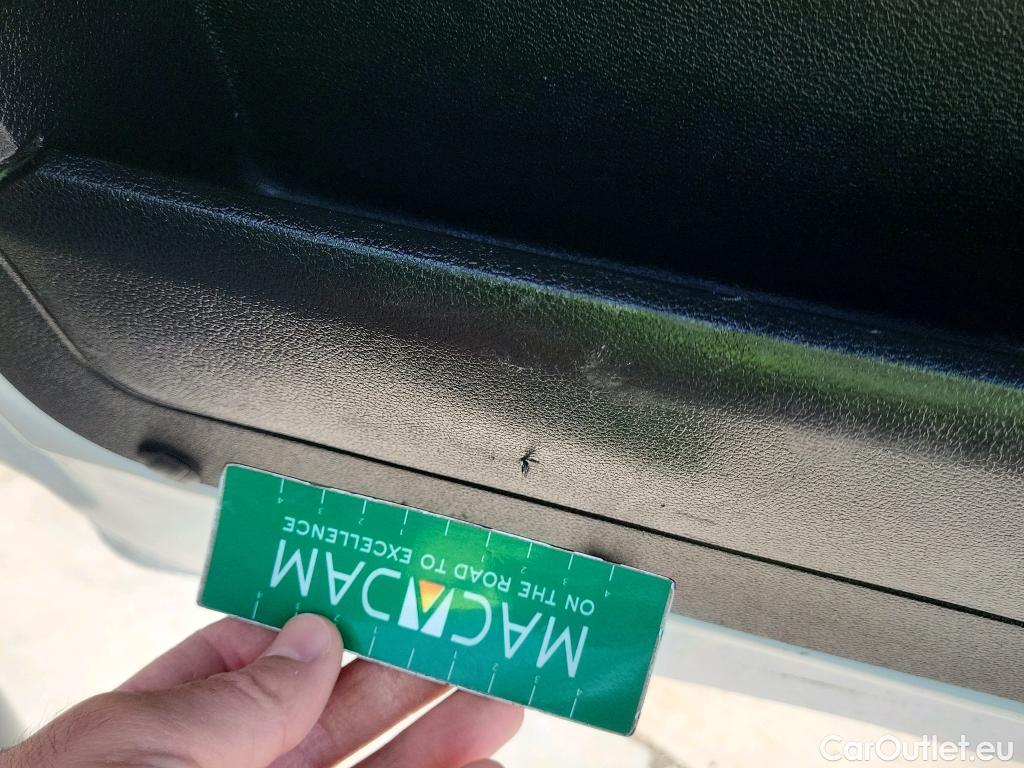  Citroen  Berlingo CITROEN  / 2018 / 4P / monovolumen compacto Talla M BlueHDi 100 LIVE #28