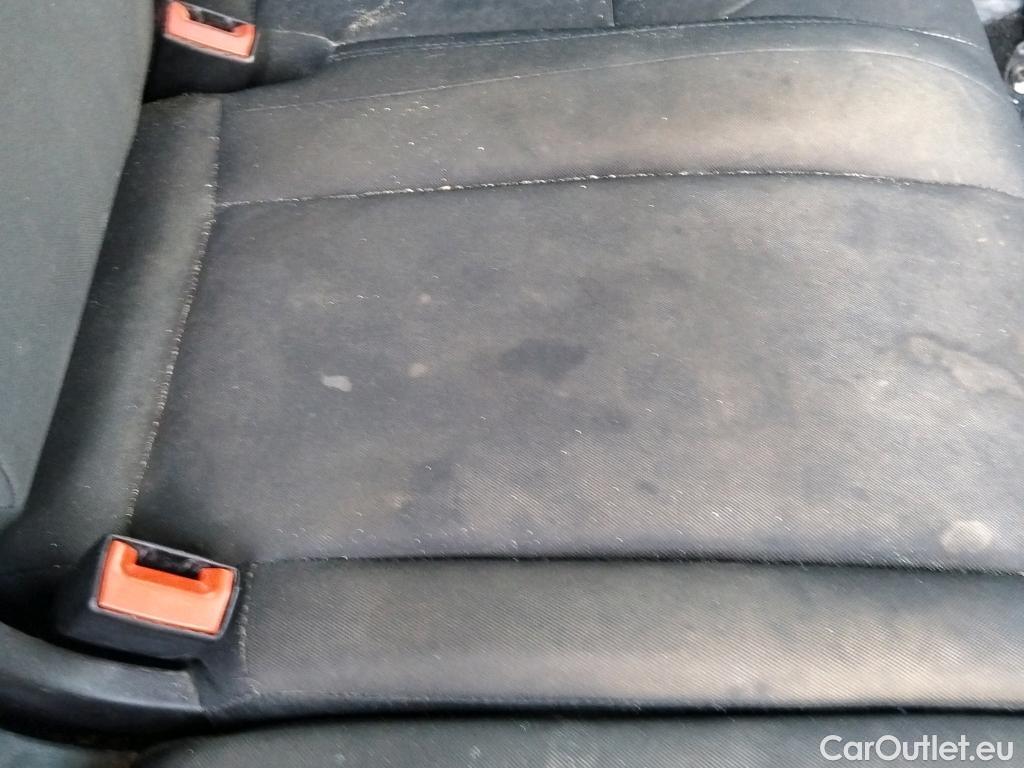  Ford  Kuga FORD  / 2016 / 5P / todoterreno 1.5 EcoBoost 88kW 4x2 Trend+ (CX) #8