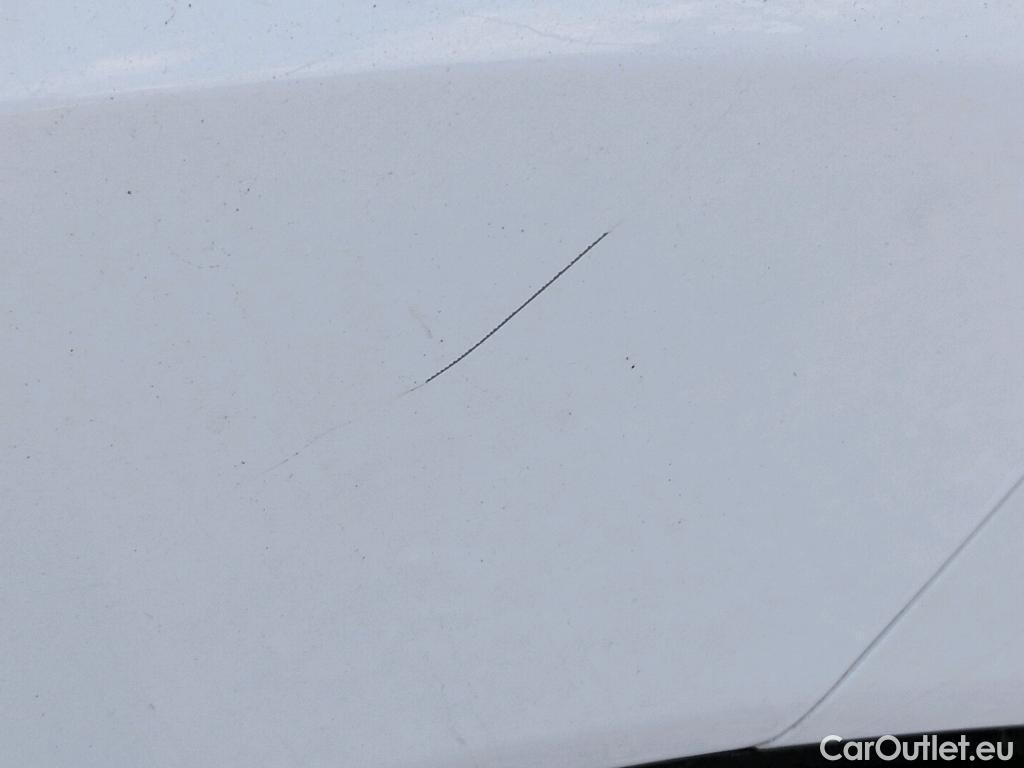  Ford  Kuga FORD  / 2016 / 5P / todoterreno 1.5 EcoBoost 88kW 4x2 Trend+ (CX) #4