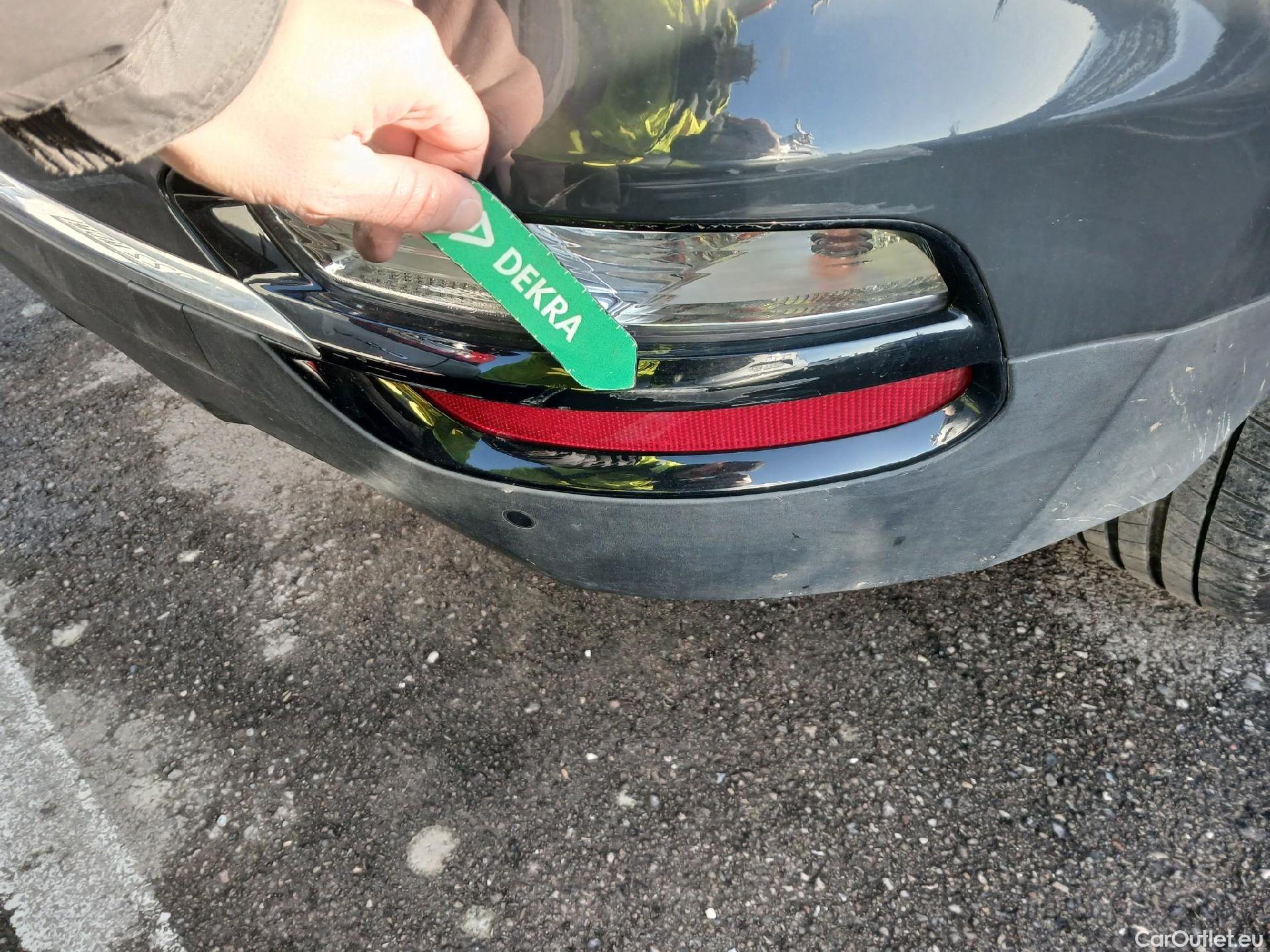  KIA  Sportage KIA  1.6MHEV Drive 100kW(136CV) 4x2(Crist Tintados) #20