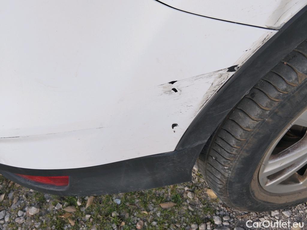  Ford  Kuga FORD  / 2016 / 5P / todoterreno 1.5 EcoBoost 88kW 4x2 Trend+ (CX) #13