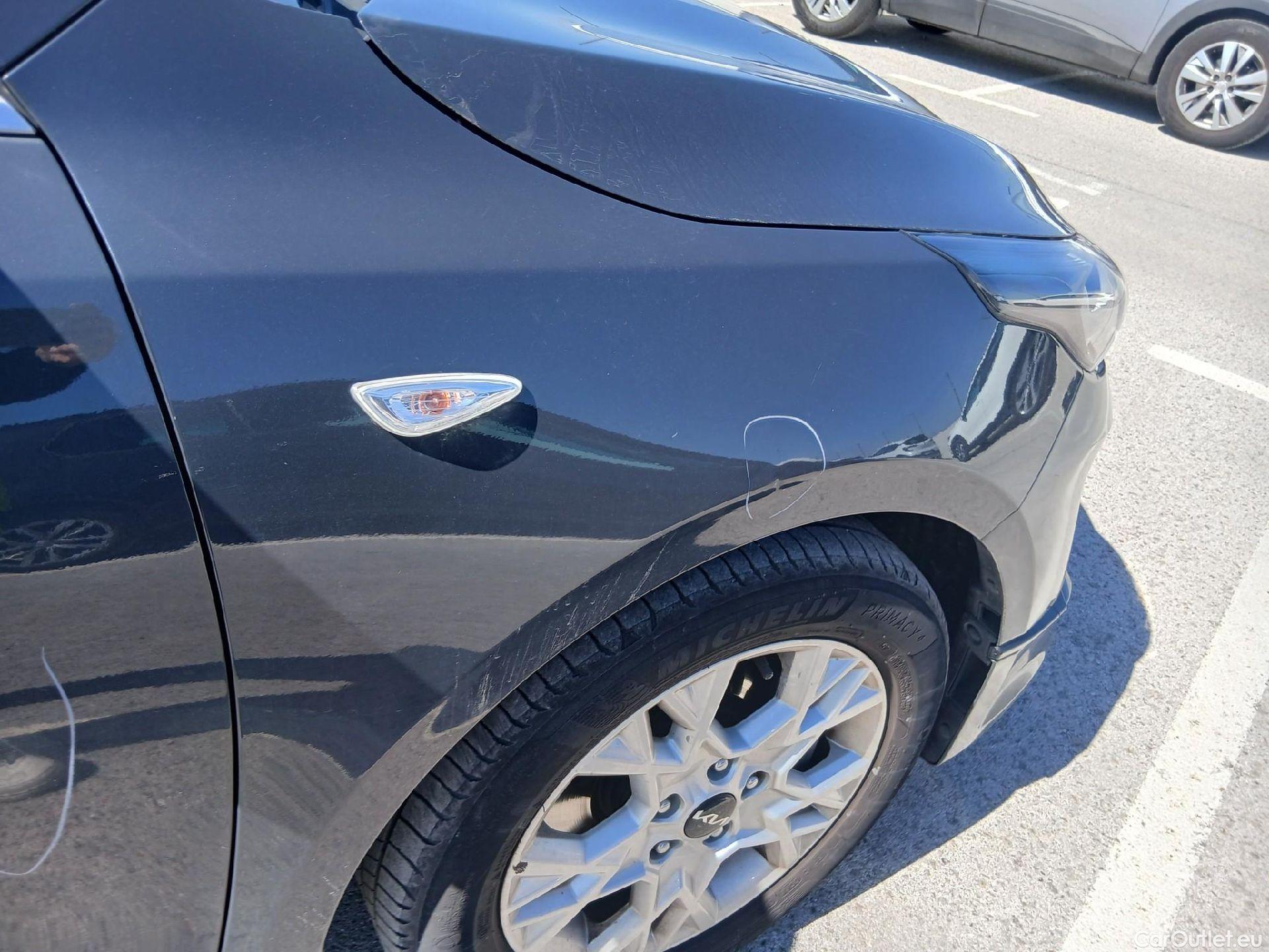  KIA  Cee'd KIA Ceed / 2021 / 5P / berlina con portón 1.0 T-GDi 88kW (120CV) Drive #34