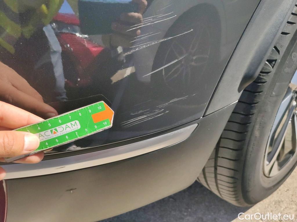  KIA  Sportage KIA  / 2022 / 5P / todoterreno 1.6 T-GDi MHEV 110kW (150CV) Drive 4x2 #39