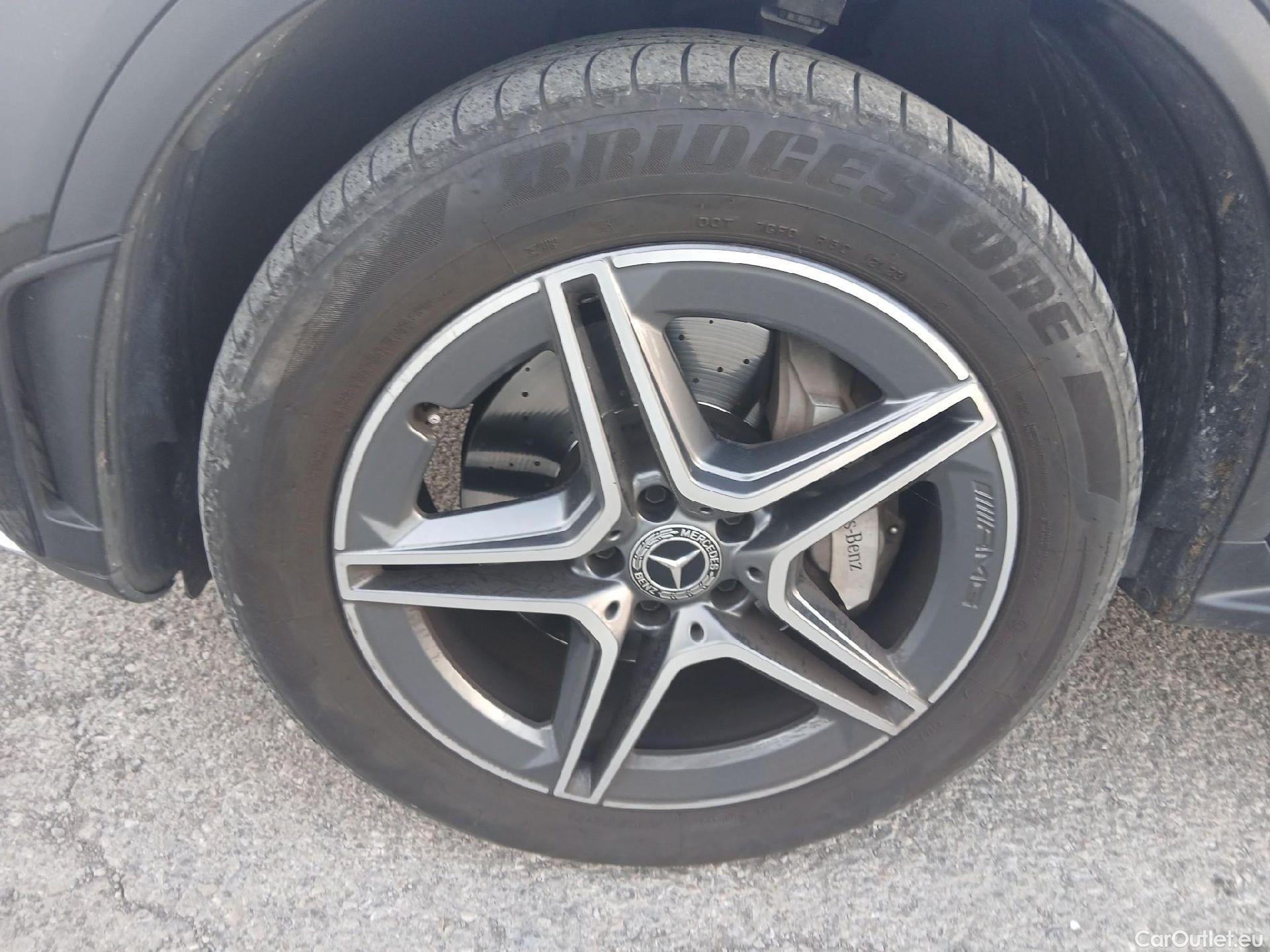  Mercedes  G-Klasee MERCEDES-BENZ GLC Coupé / 2019 / 5P / coupé GLC 300 de 4MATIC #7