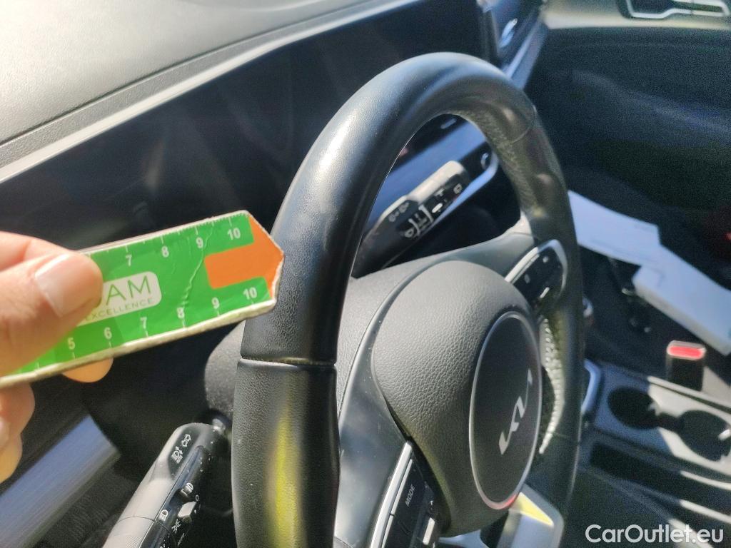  KIA  Sportage KIA  / 2022 / 5P / todoterreno 1.6 T-GDi MHEV 110kW (150CV) Drive 4x2 #35