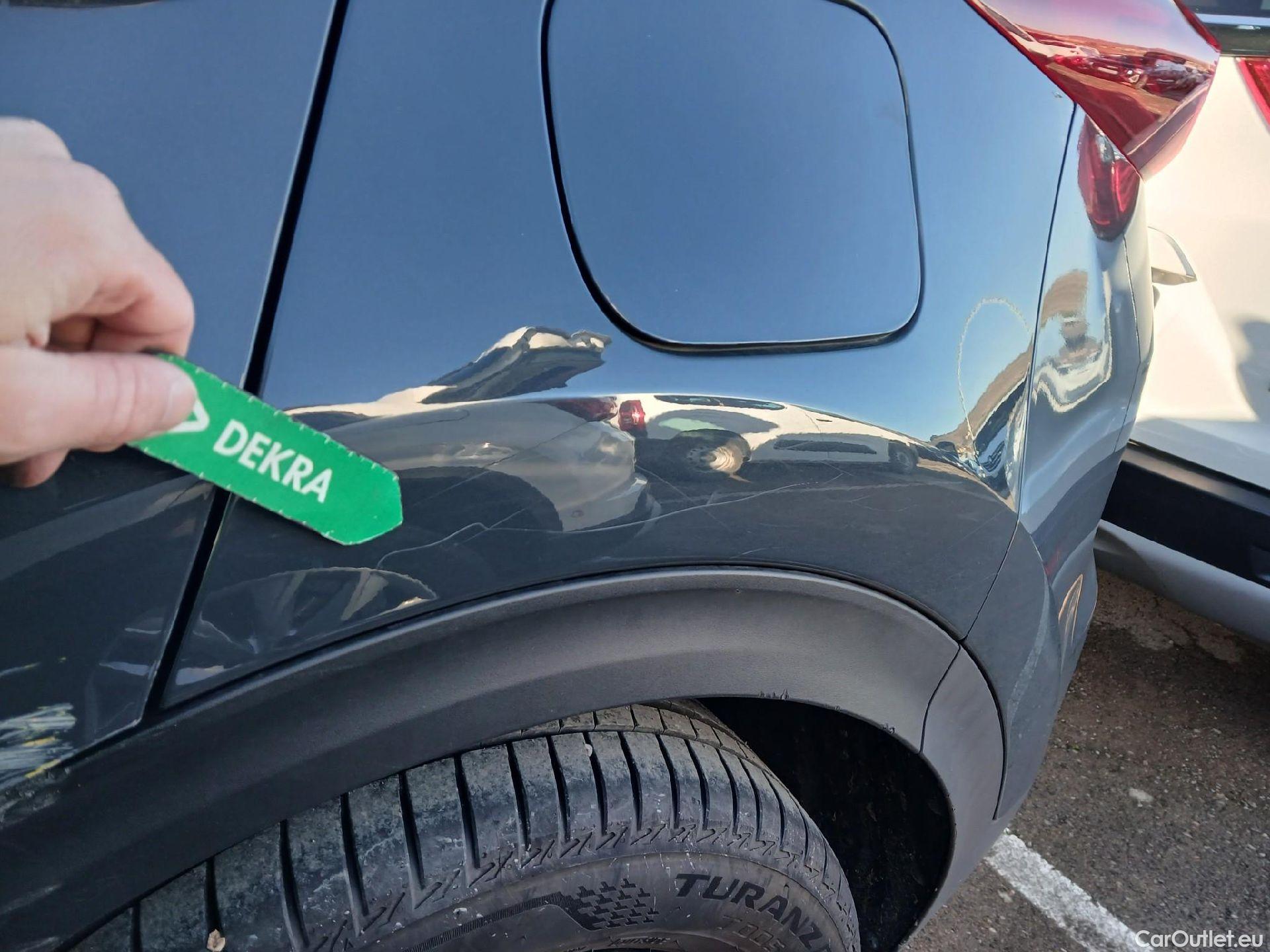  KIA  Sportage KIA  1.6MHEV Drive 100kW(136CV) 4x2(Crist Tintados) #14