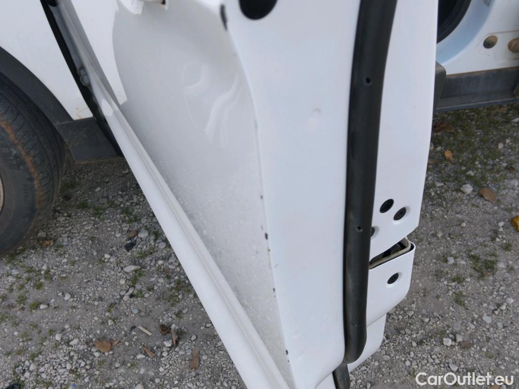  Ford  Kuga FORD  / 2016 / 5P / todoterreno 1.5 EcoBoost 88kW 4x2 Trend+ (CX) #20