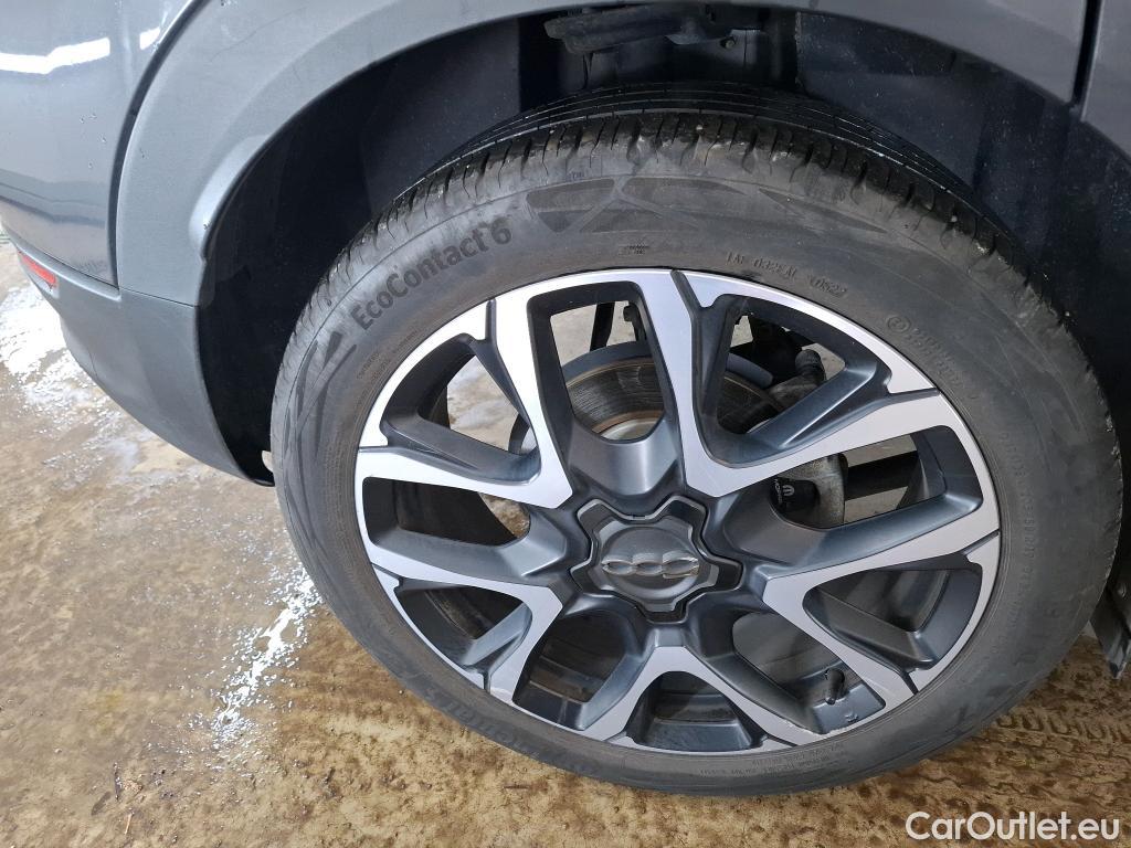  Fiat  500 FIAT X / 2018 / 5P / SUV 1.3 FFly T T4 150ch DCT Cross #1