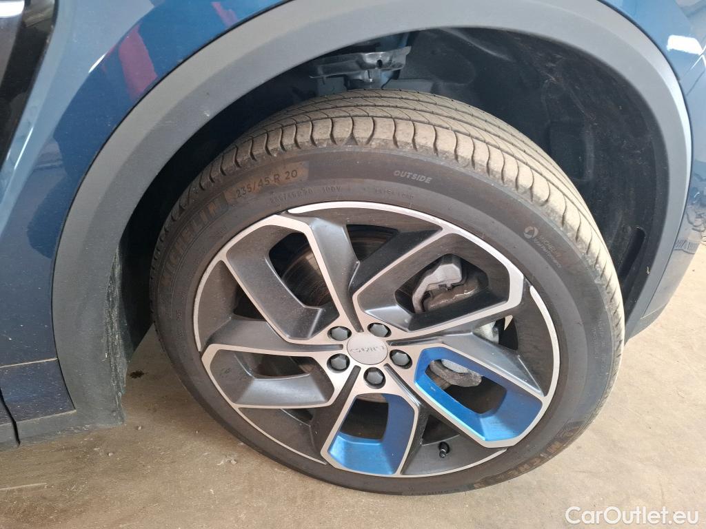  LYNK & Co  01 LYNK & CO  / 2020 / 5P / SUV 1.5 261ch  Hybride Rechargeable OPERATION STOCK #26