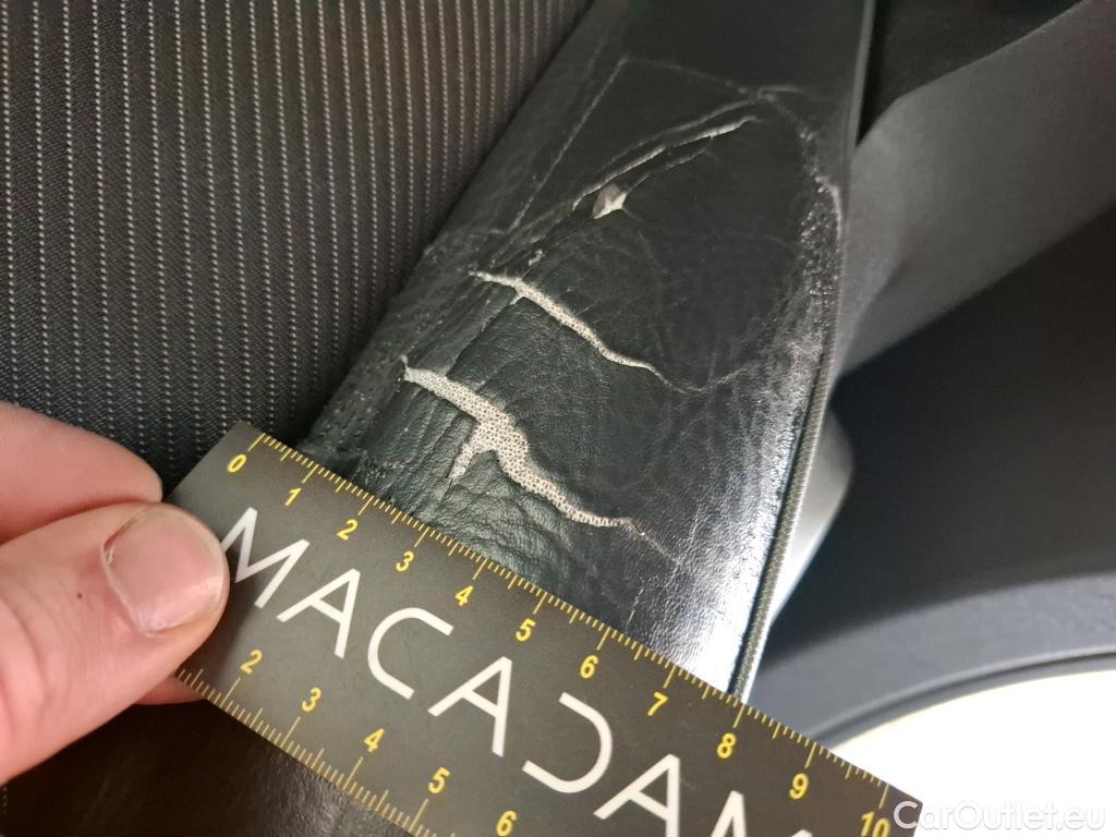  Fiat  500 FIAT X / 2018 / 5P / SUV 1.3 FFly T T4 150ch DCT Cross #24