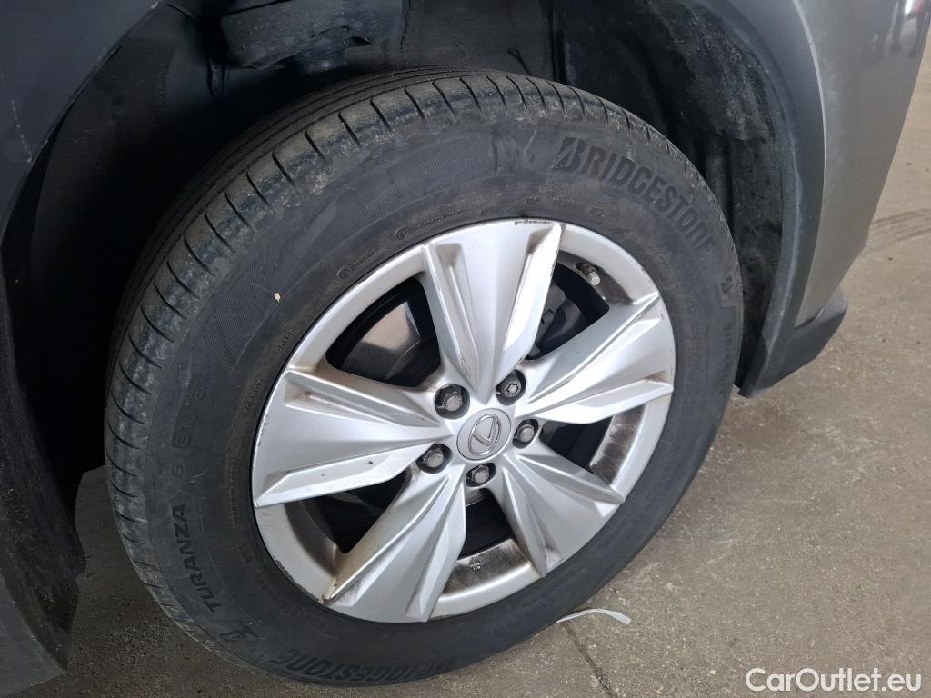  Lexus  UX LEXUS  / 2018 / 5P / SUV 250H 2WD Pack Confort Business Stage #5