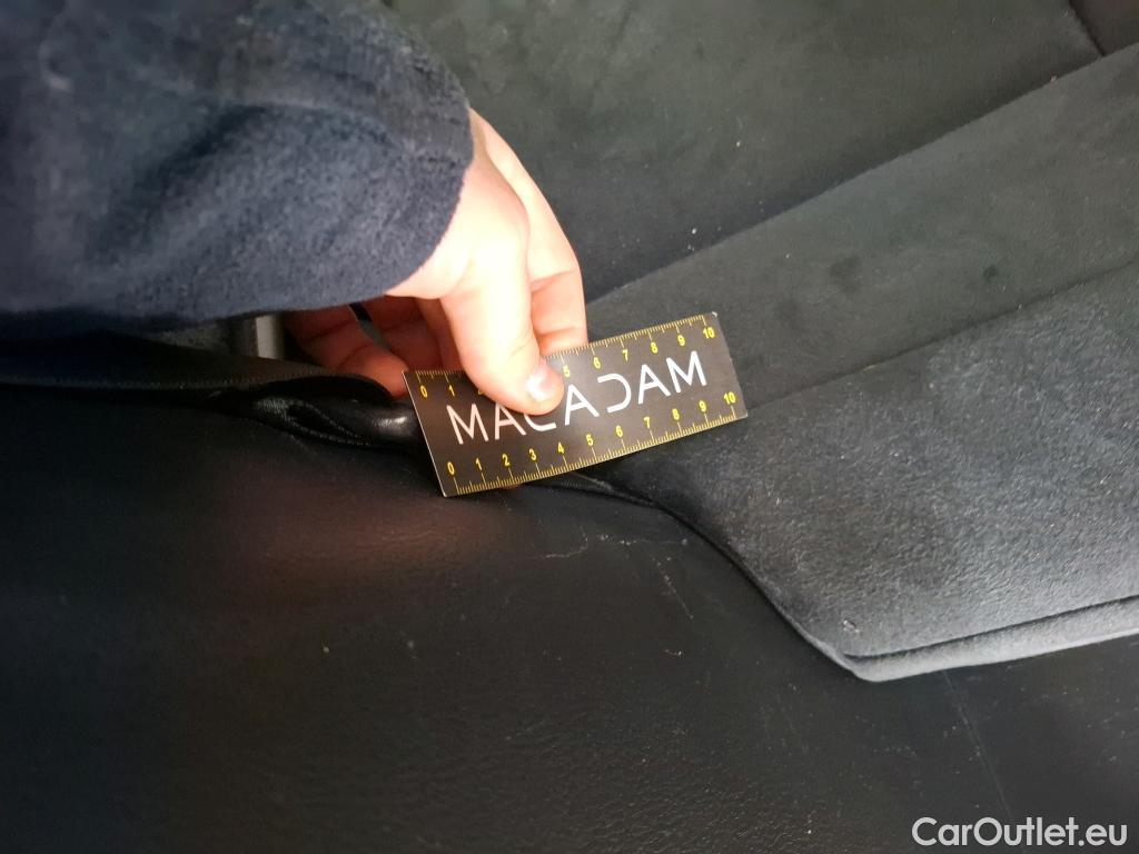  Lexus  UX LEXUS  / 2018 / 5P / SUV 250H 2WD Pack Confort Business Stage #15