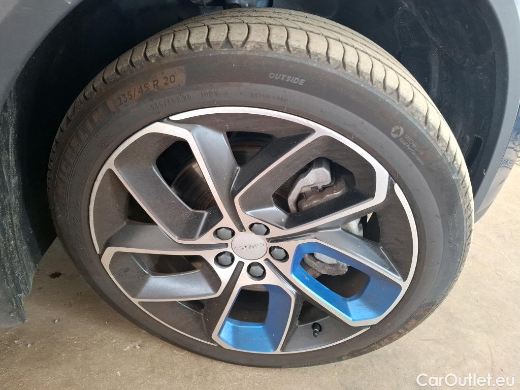  LYNK & Co  01 LYNK & CO  / 2020 / 5P / SUV 1.5 261ch  Hybride Rechargeable OPERATION STOCK #27