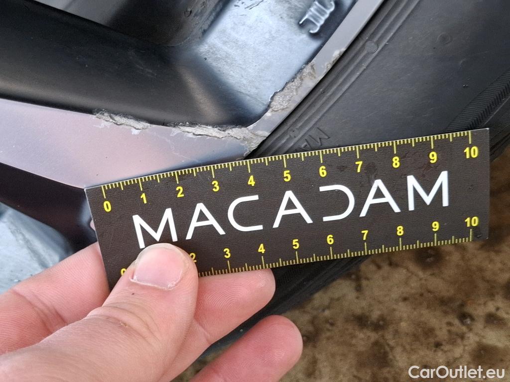  Fiat  500 FIAT X / 2018 / 5P / SUV 1.3 FFly T T4 150ch DCT Cross #4