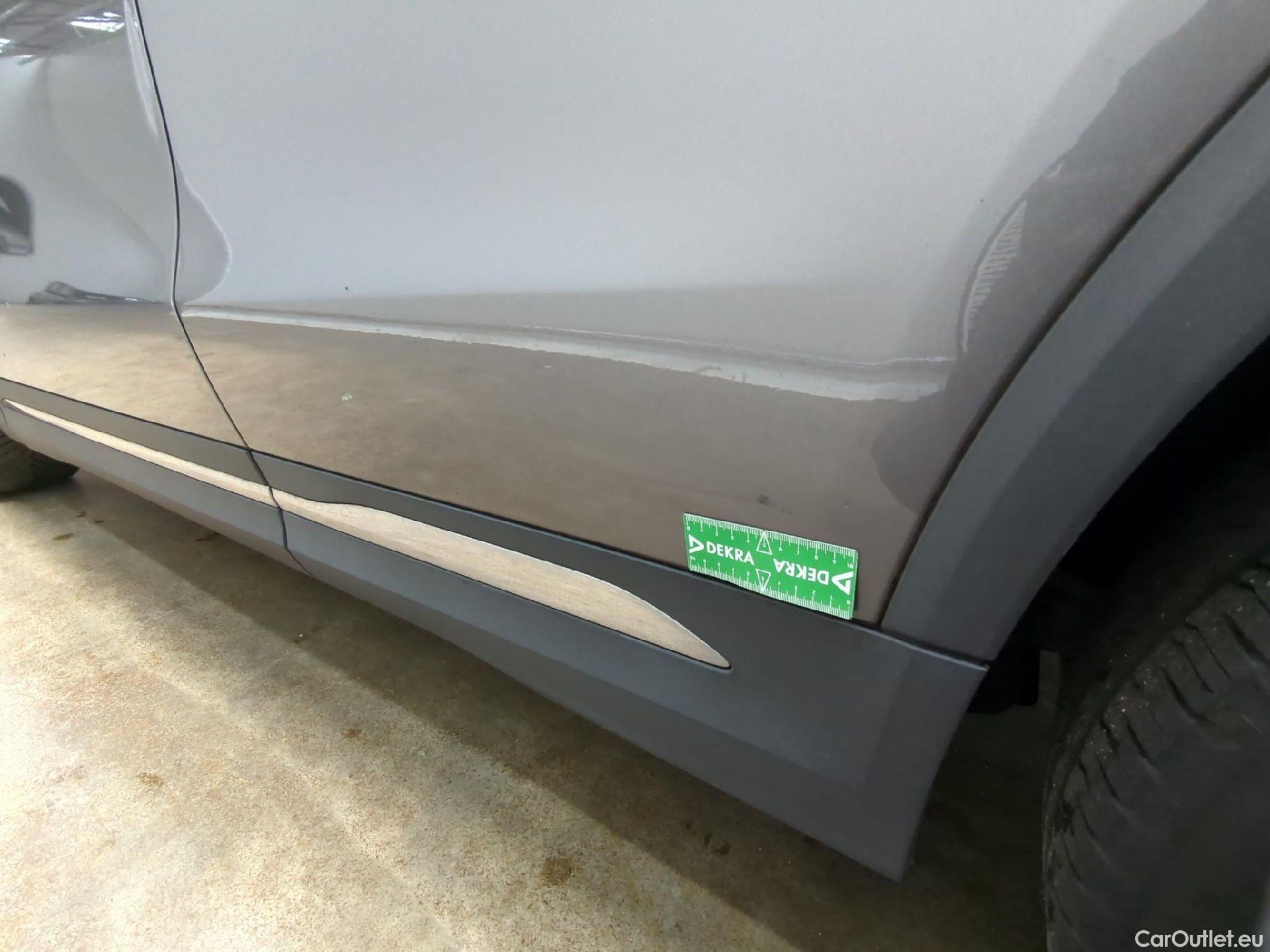  Mercedes  GLA MERCEDES-BENZ  / 2020 / 5P / SUV 2.0  200 D PROGRESSIVE LINE DCT #8